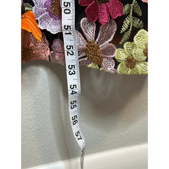 Lulus NWOT Thriving Poise Black 3D Floral Embroidered Tie-Strap Maxi Dress L - Picture 8 of 8